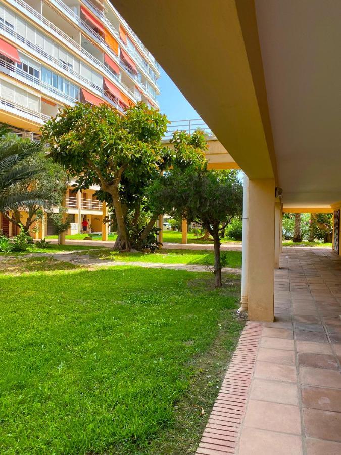 Acogedor Estudio A 2 Min De La Playa Apartman Torremolinos Kültér fotó