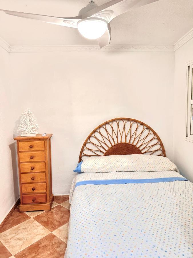 Acogedor Estudio A 2 Min De La Playa Apartman Torremolinos Kültér fotó
